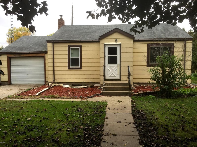 331 Oak St, Clements, MN 56224