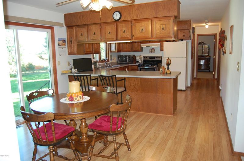 302 NE 8th St, Fulda, MN 56131