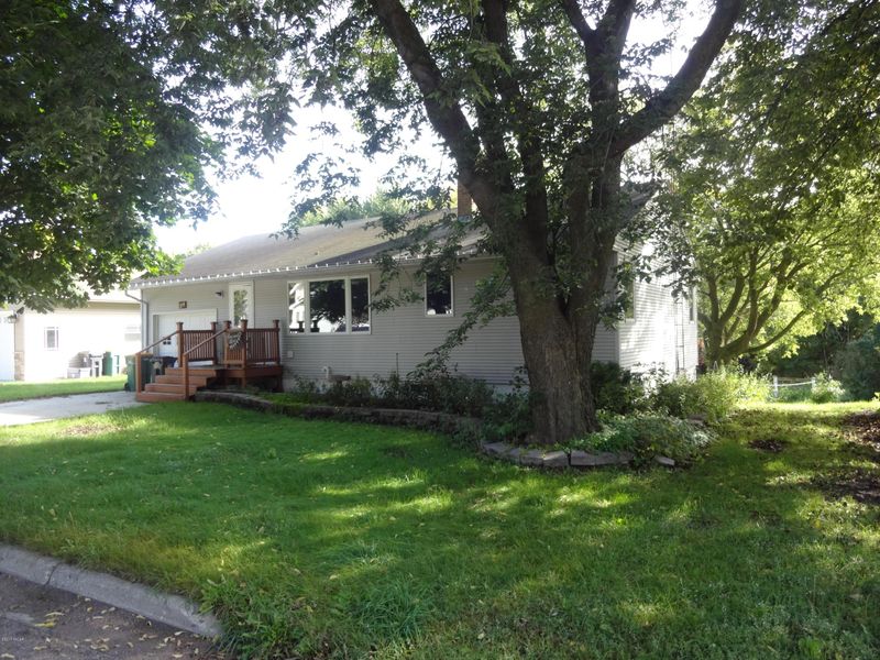 214 S Harold St, Ivanhoe, MN 56142