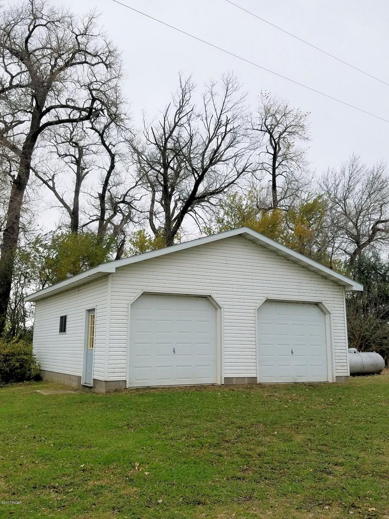 21145 County Rd 2, Springfield, MN 56087
