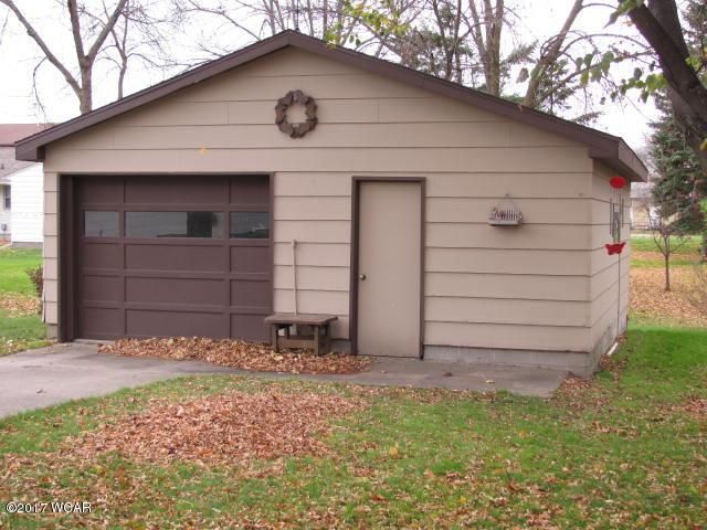 23 1st St NE, Fairfax, MN 55332