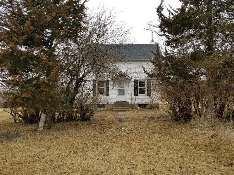 58993 730th St, Alpha, MN 56111