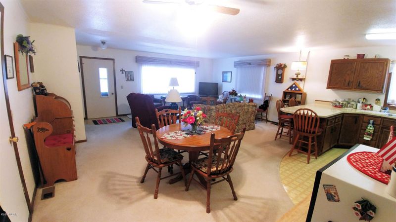 1921 26th St, Slayton, MN 56172