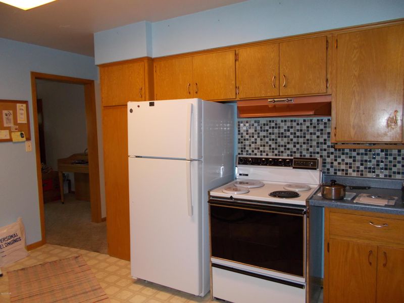 1016 16th St SW, Willmar, MN 56201