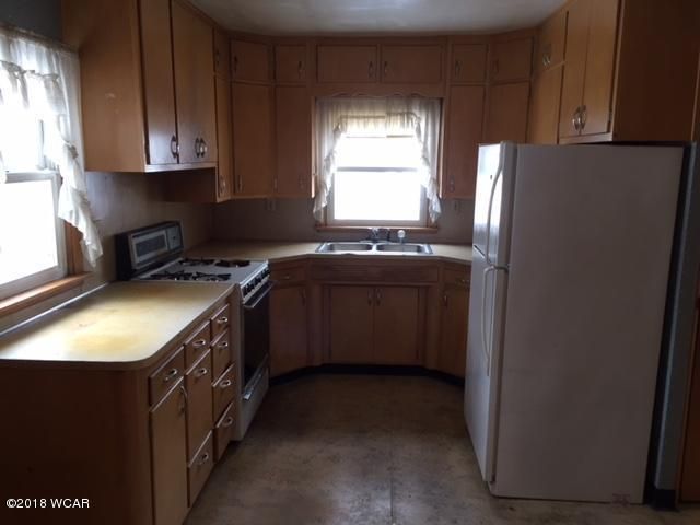 507 9th St N, Mountain Lake, MN 56159