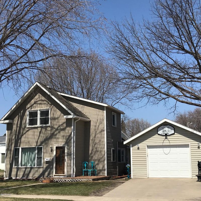910 Campbell Ave NW, Willmar, MN 56201
