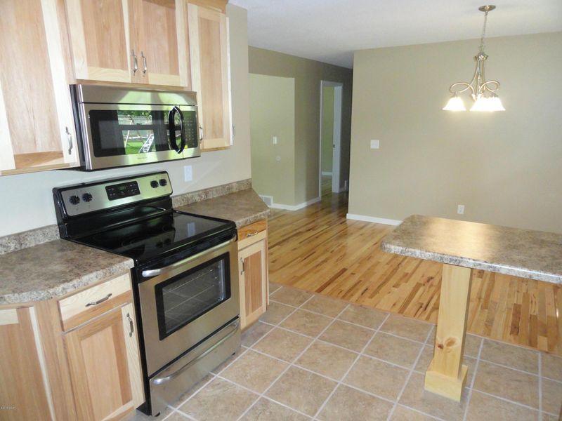 1405 17th St SW, Willmar, MN 56201