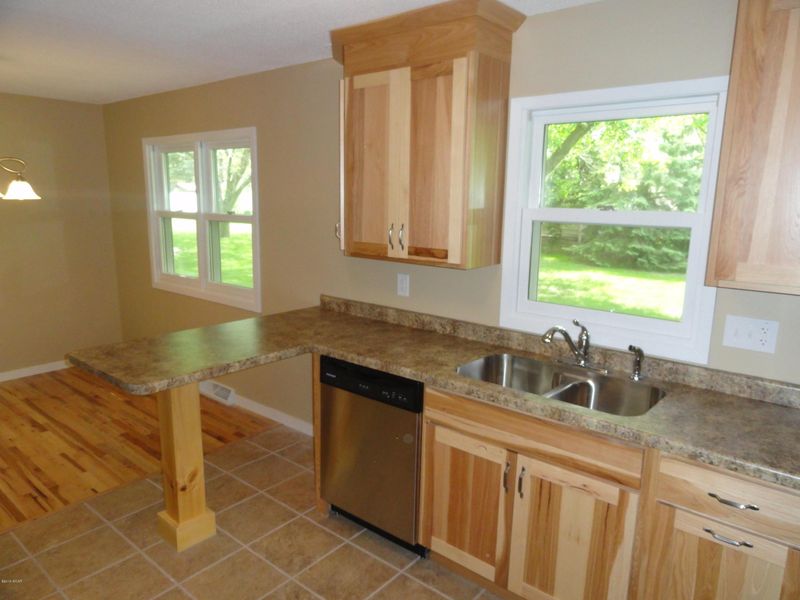 1405 17th St SW, Willmar, MN 56201
