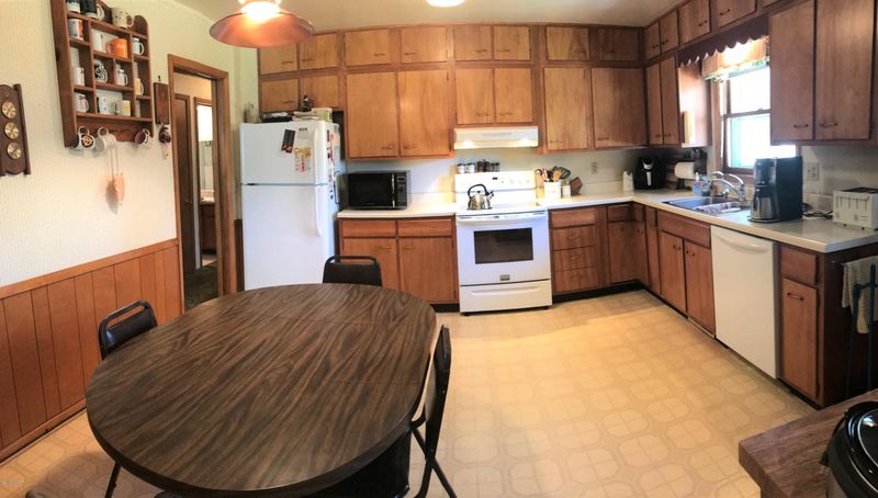 1116 15th St SW, Willmar, MN 56201