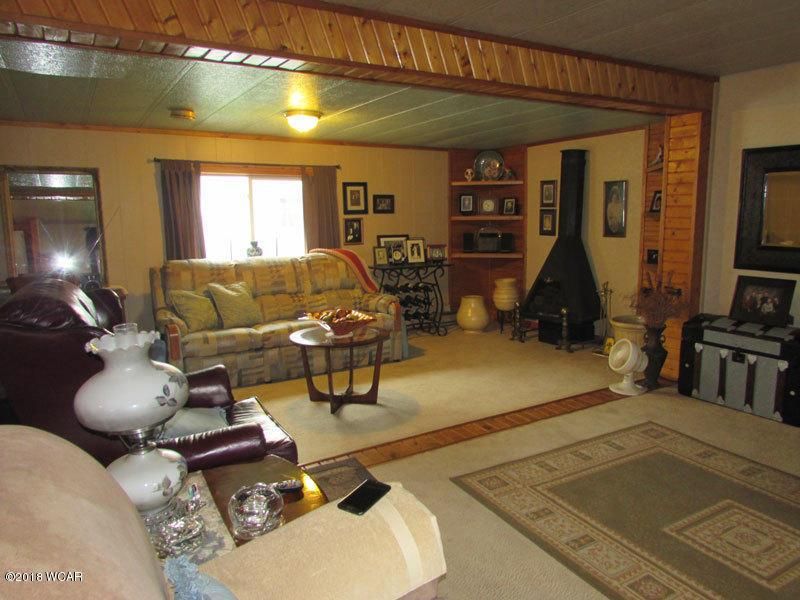 35 W Ken Rue Ln, Fairmont, MN 56031