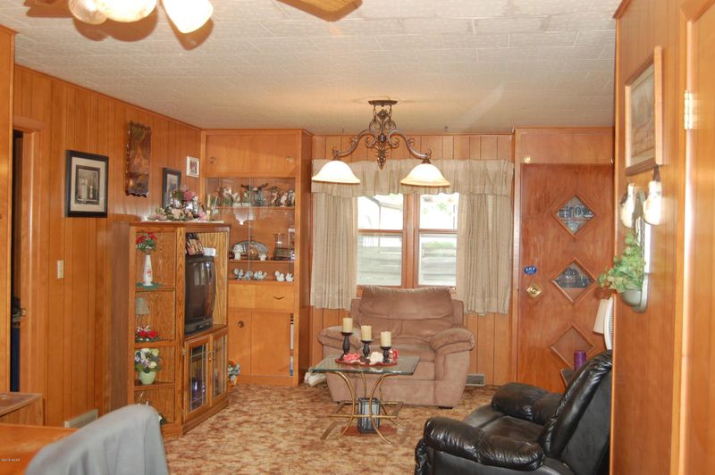 1209 Oslo St, Worthington, MN 56187