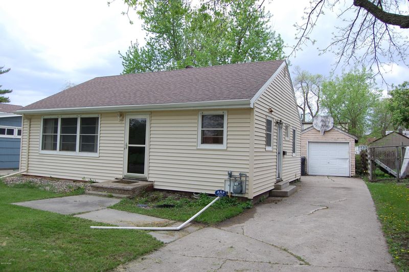1209 Oslo St, Worthington, MN 56187