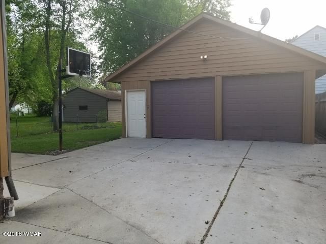 617 Strait Ave, Worthington, MN 56187