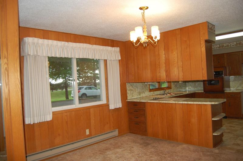 35802 840th St, Okabena, MN 56161