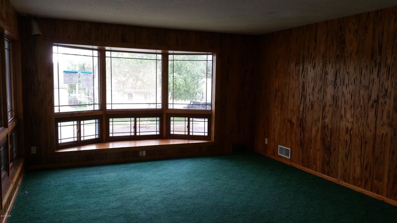 931 Budd St, Fairmont, MN 56031