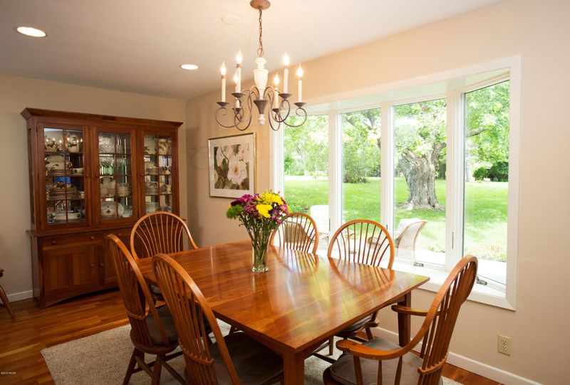 1330 S State St, Fairmont, MN 56031