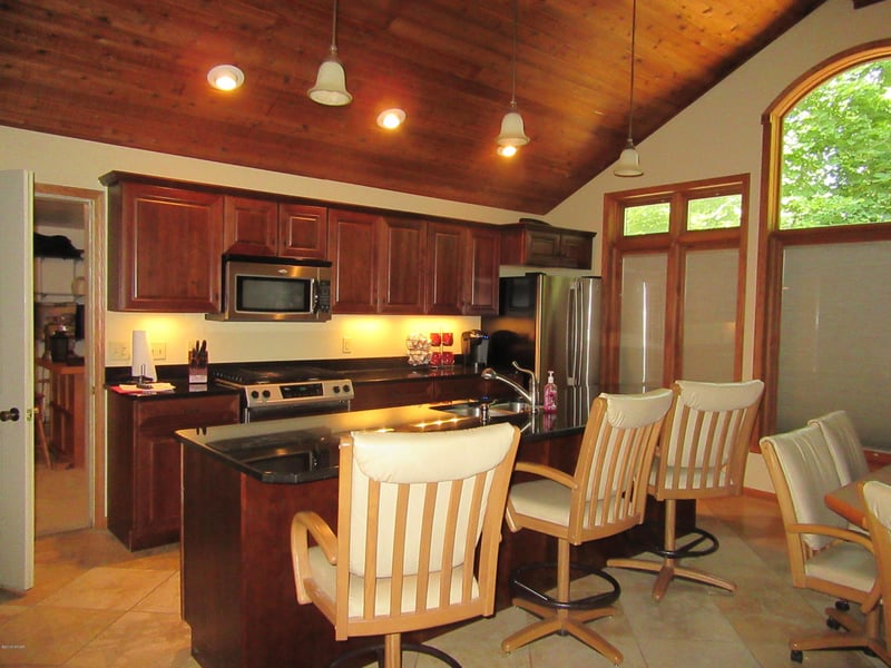 62 Pioneer Trl, Garvin, MN 56132