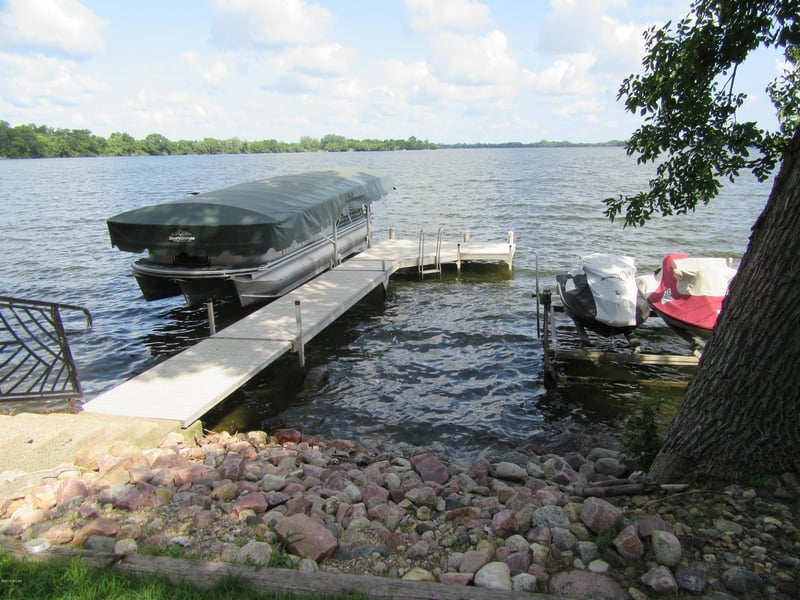 62 Pioneer Trl, Garvin, MN 56132