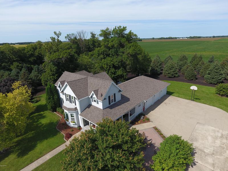 9410 180th Ave SE, Lake Lillian, MN 56253