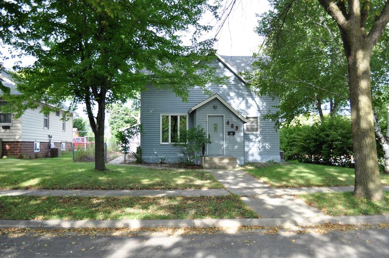 403 S 6th St, Montevideo, MN 56265