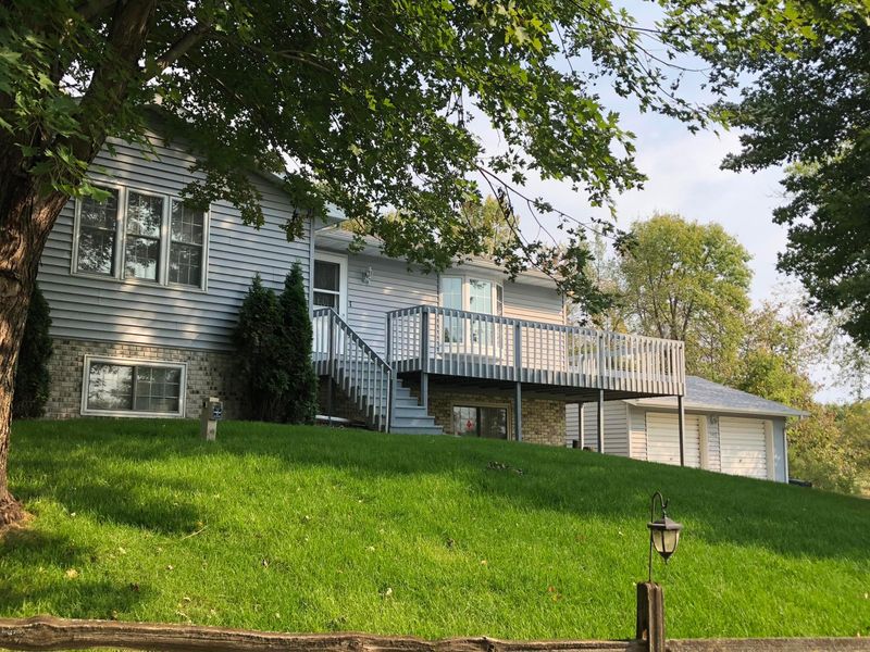 1450 NW 201st Ave, New London, MN 56273