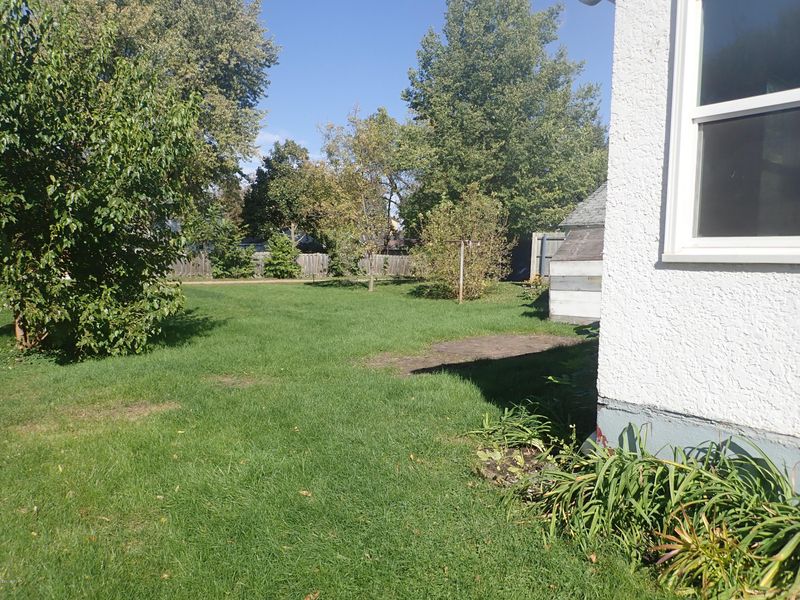 211 10th Ave, Worthington, MN 56187