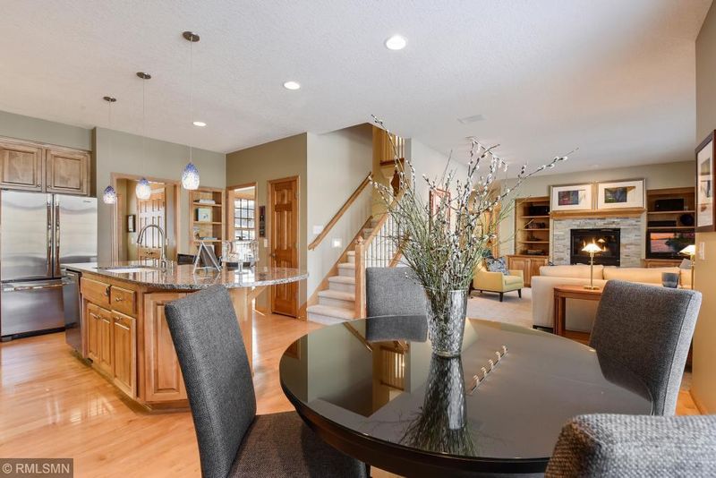 18229 Tamarack Dr, Minnetonka, MN 55345