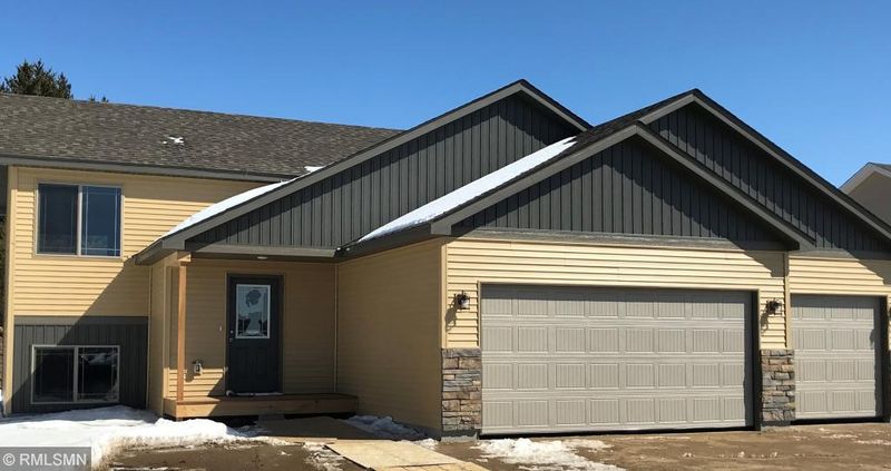 9139 Northtown St, Brainerd, MN 56401