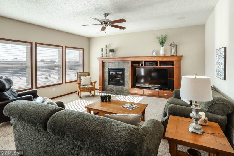 18763 64th Ave N, Maple Grove, MN 55311