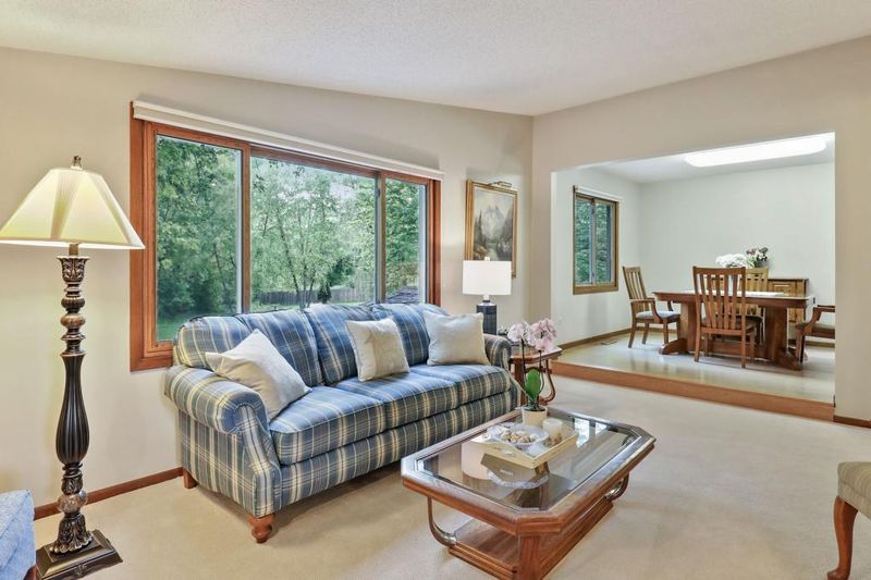 16020 28th Ave N, Plymouth, MN 55447