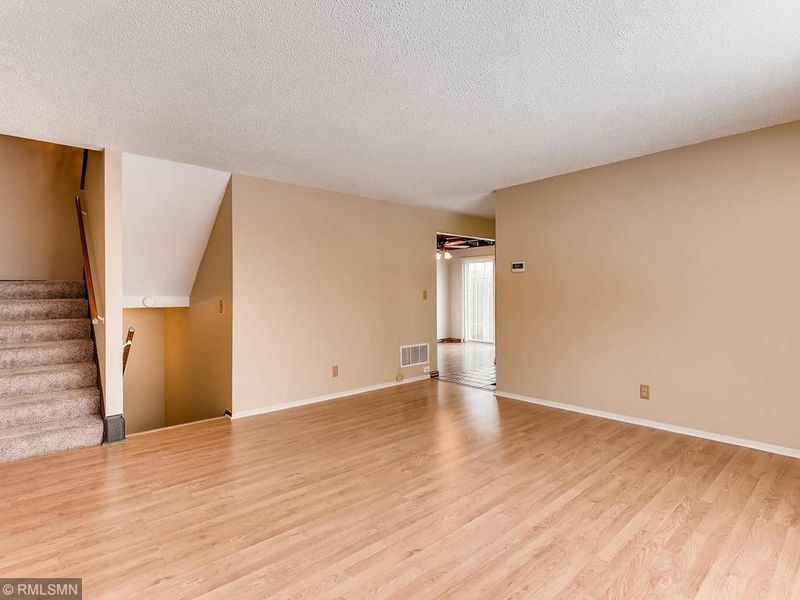1488 Woodview Ave E, Eagan, MN 55122