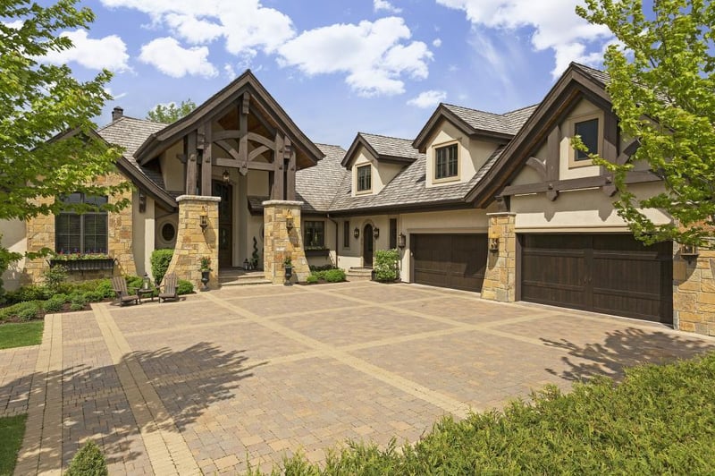 18704 Melrose Chase, Eden Prairie, MN 55347