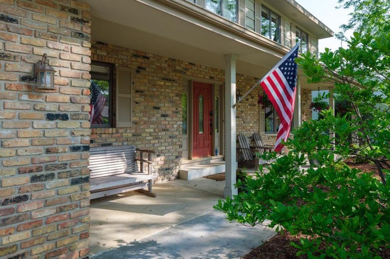 2304 Telemark Ln NW, Rochester, MN 55901
