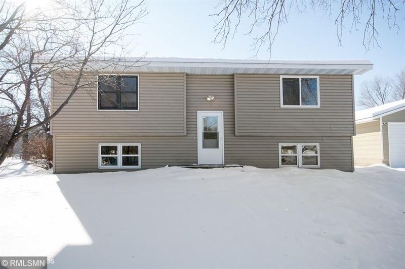 426 193rd Ln NE, Cedar, MN 55011