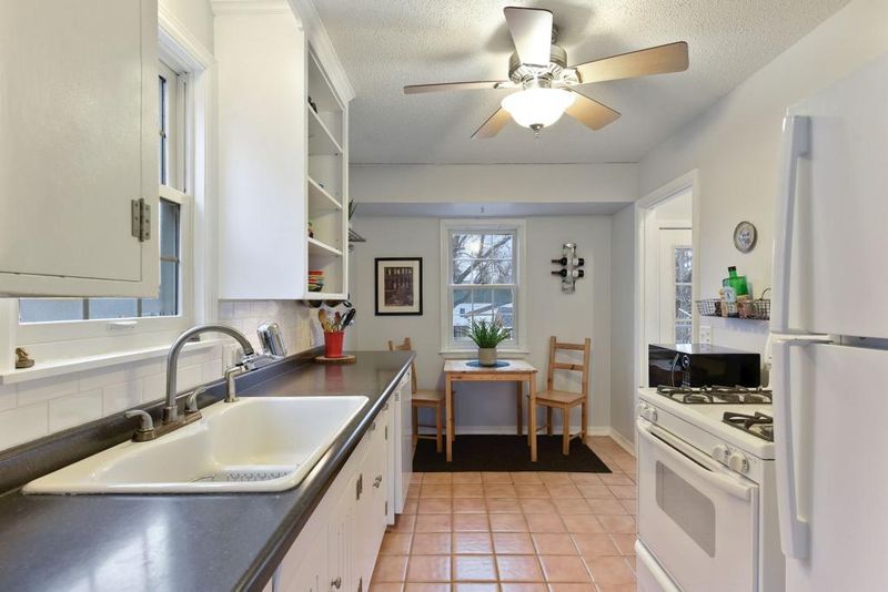 3040 Florida Ave S, Saint Louis Park, MN 55426