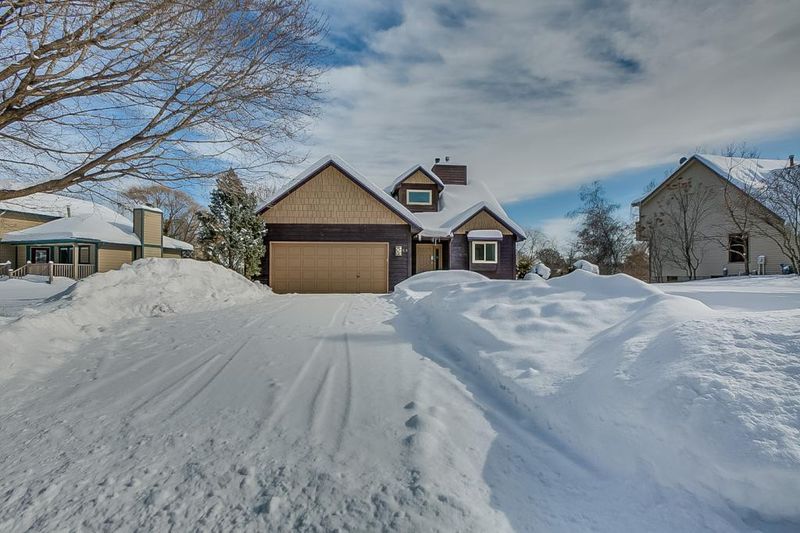 5826 Lametti Ln, Shoreview, MN 55126