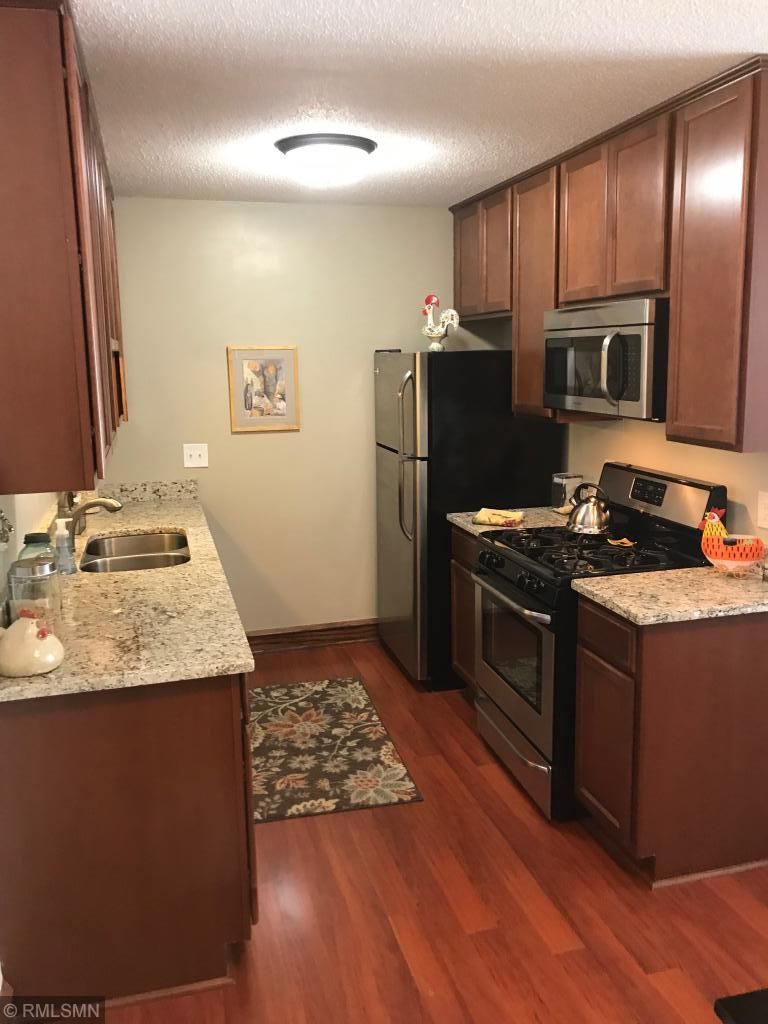 7330 York Ave S #108, Edina, MN 55435
