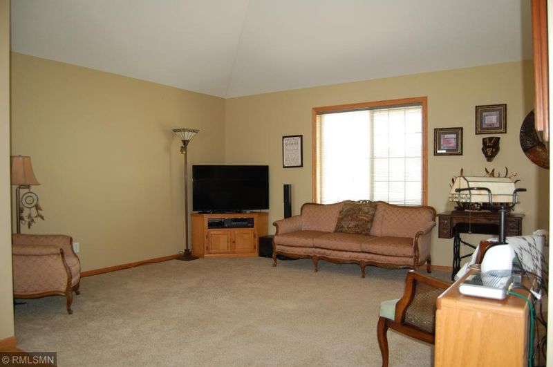 315 Arbor Curve NE, Cokato, MN 55321