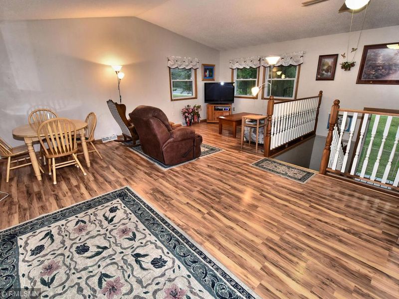 901 La Prairie Ave, Grand Rapids, MN 55744