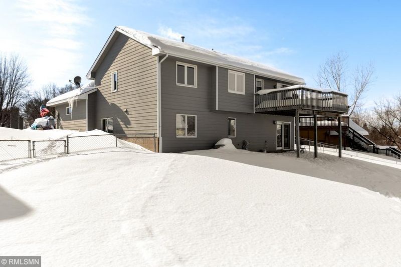 16863 Jonquil Trl, Lakeville, MN 55044