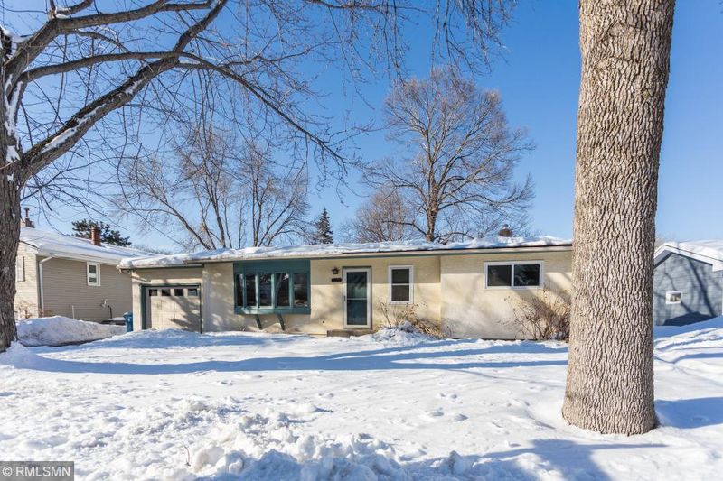 2177 17th Ave E, North Saint Paul, MN 55109
