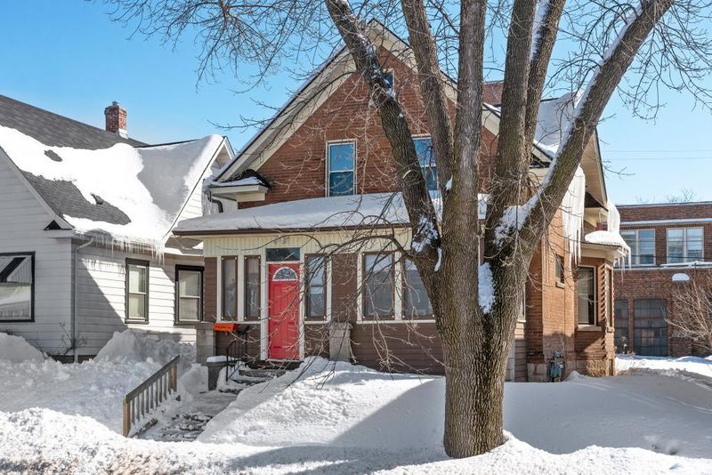 950 6th St E, Saint Paul, MN 55106