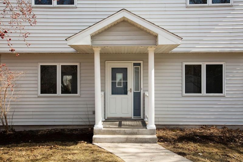 691 N Shore Dr, Forest Lake, MN 55025