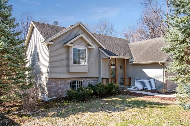 105 Timber Cir, Buffalo, MN 55313