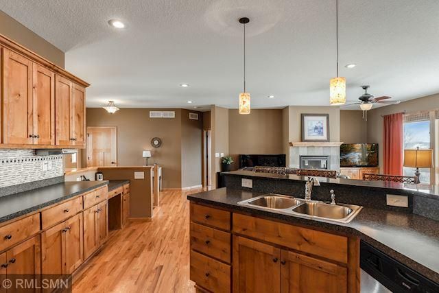 948 Plateau Ln, Belle Plaine, MN 56011