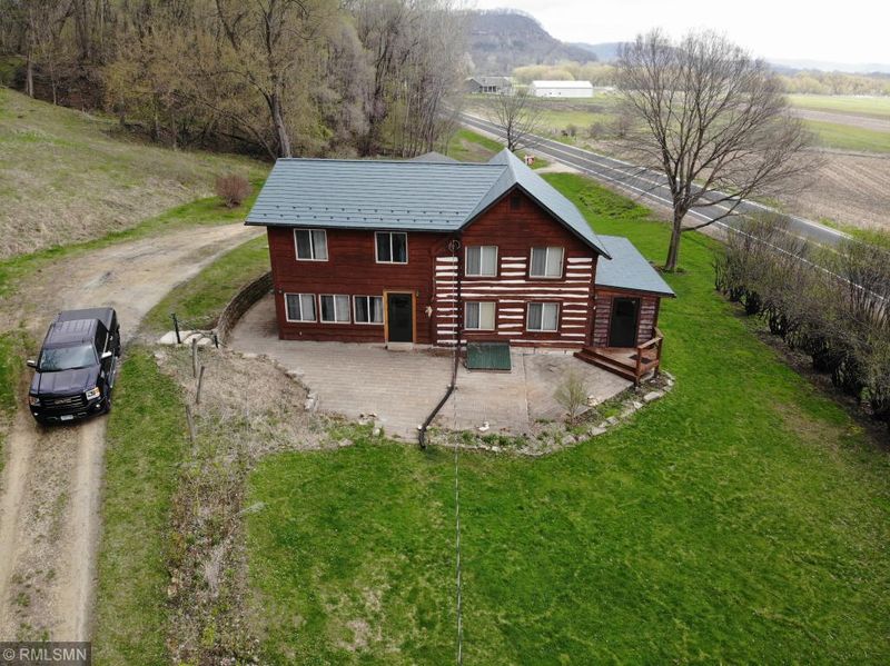 8632 County 4, Houston, MN 55943