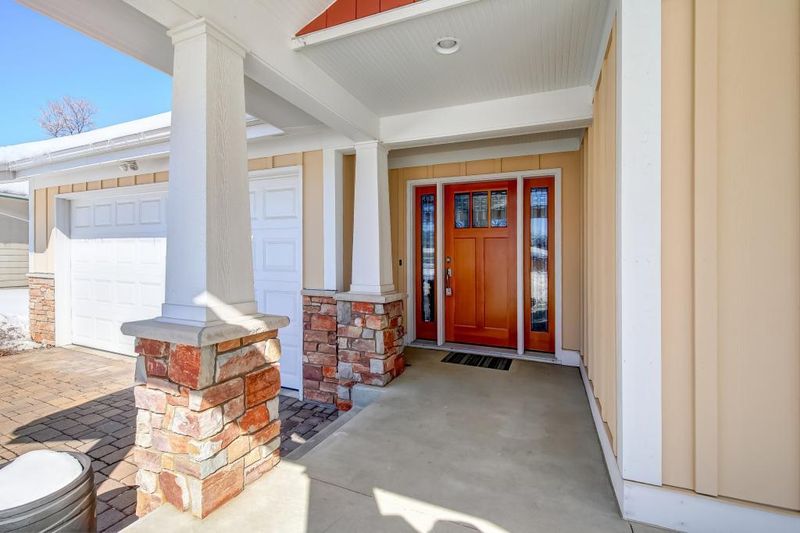 204 Circle Ln SE, Saint Michael, MN 55376