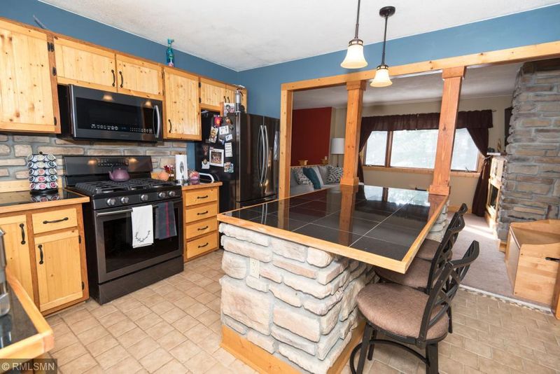 8633 Fawn Lake Dr NE, Stacy, MN 55079
