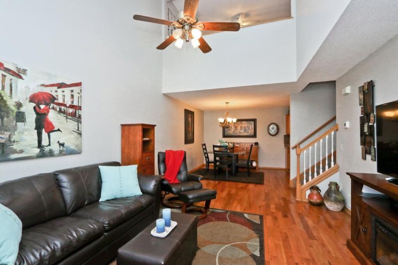 13855 Edgewood Ave, Savage, MN 55378