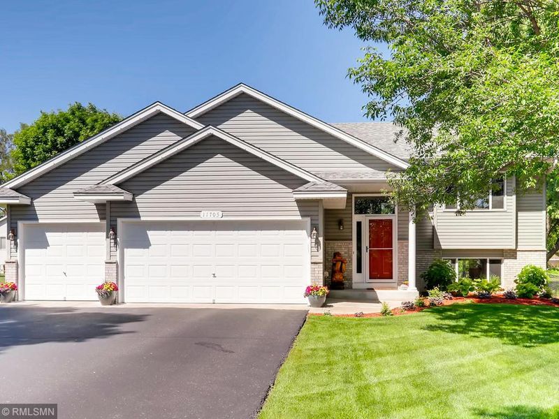 11705 Douglas Dr N, Champlin, MN 55316